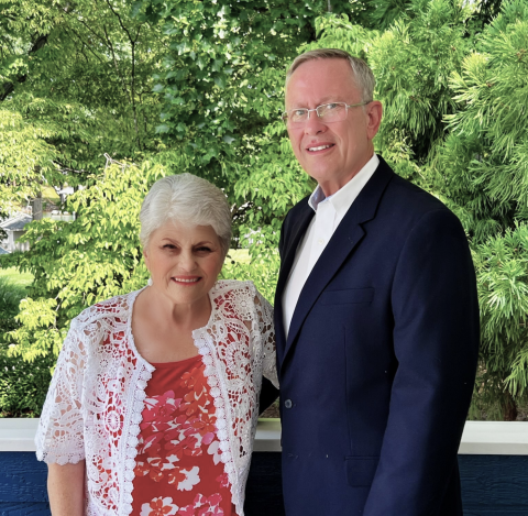 Glenna and Earle MacKenzie