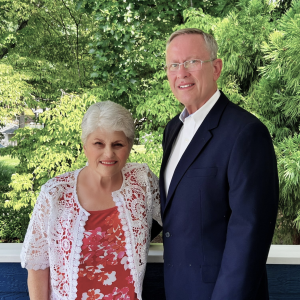 Glenna and Earle MacKenzie